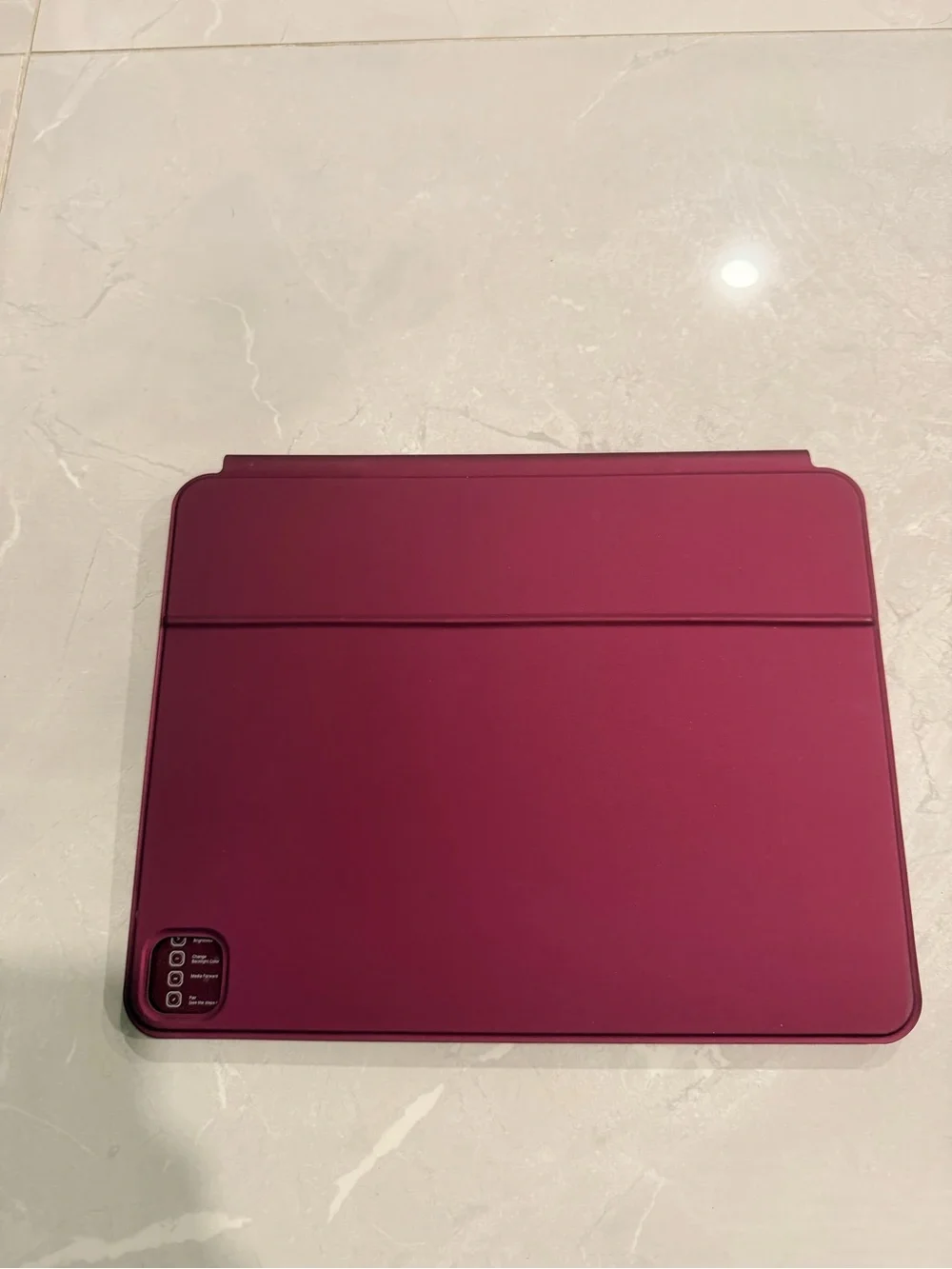 EDGE iPad Keyboard Case with Trackpad Raspberrh